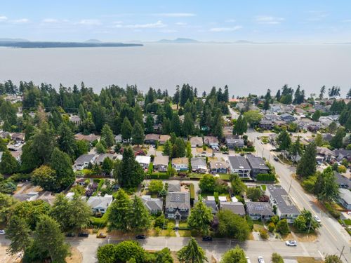 13632-blackburn-avenue-white-rock-south-surrey-white-rock-39 at 13632 Blackburn Avenue, White Rock, South Surrey White Rock