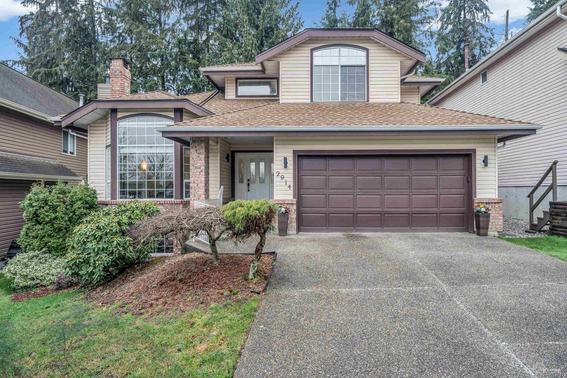 2914-valleyvista-drive-westwood-plateau-coquitlam-02