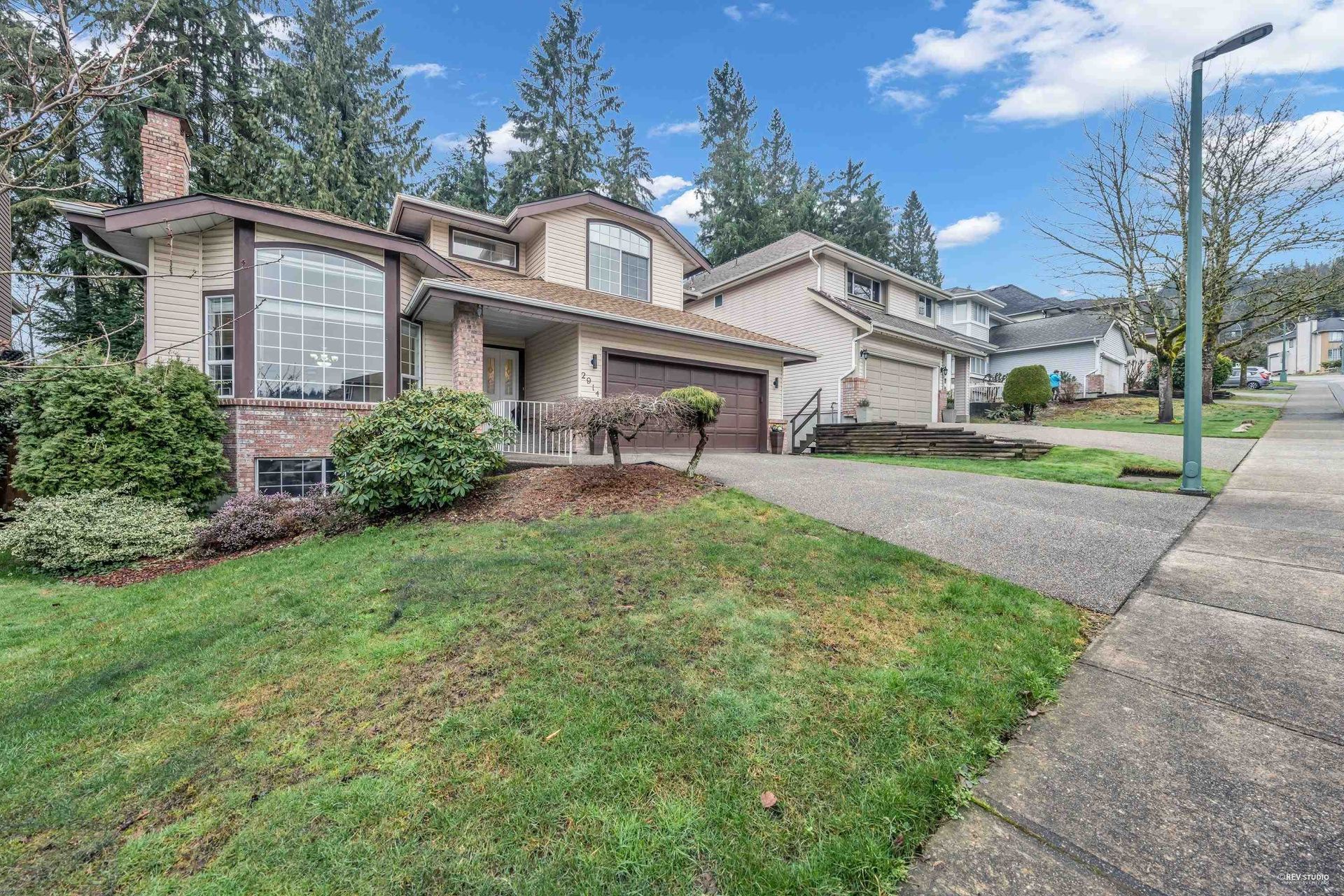 2914-valleyvista-drive-westwood-plateau-coquitlam-06