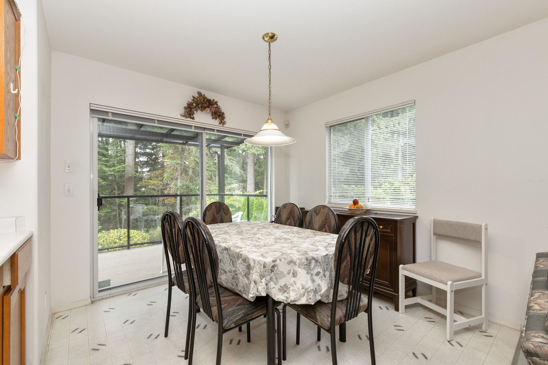 1552-tanglewood-lane-westwood-plateau-coquitlam-09