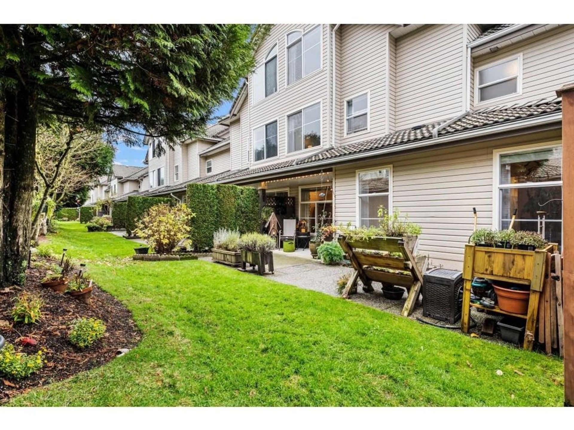 758-riverside-drive-riverwood-port-coquitlam-35