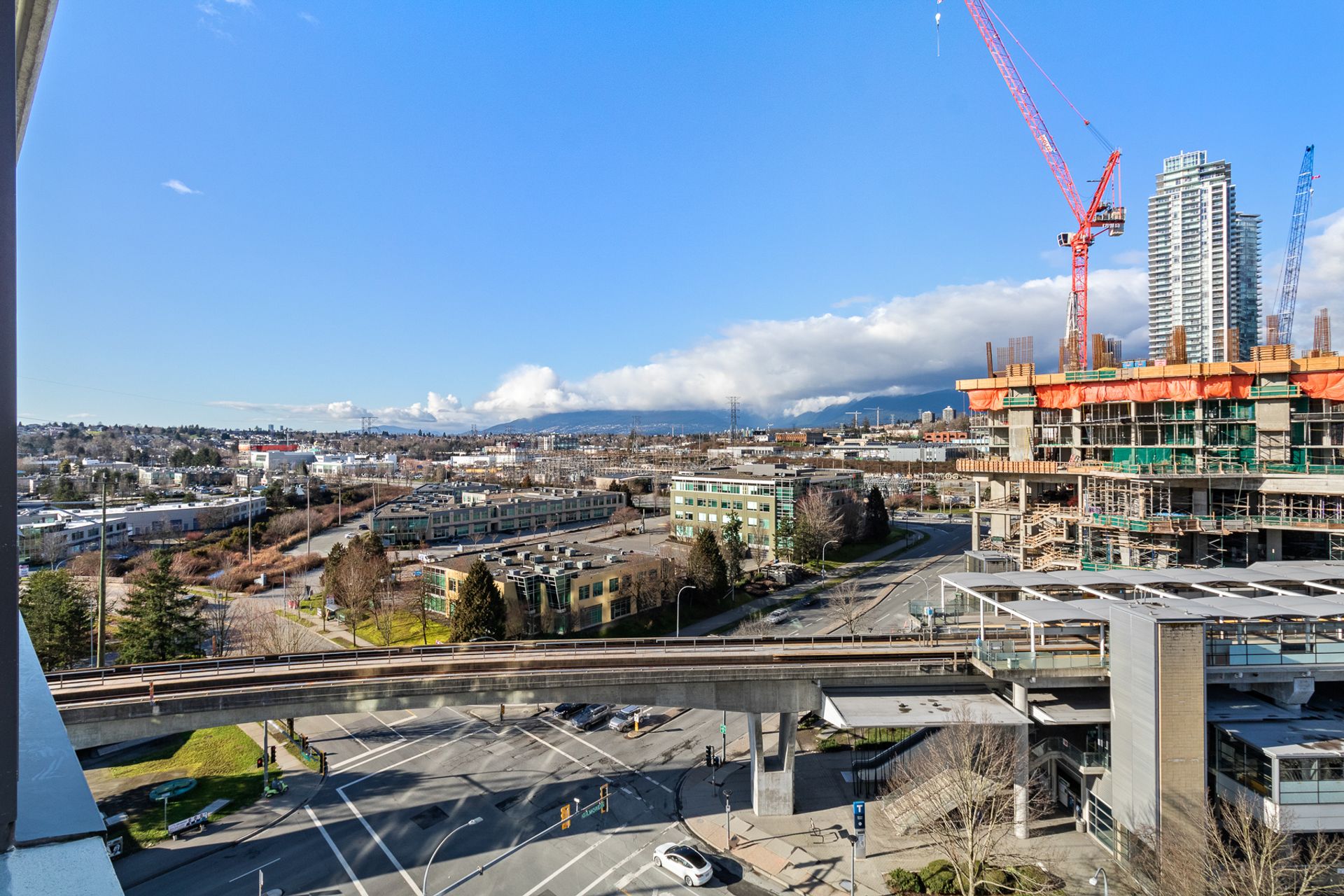 1103-4118-dawson-st-burnaby-vargha-akhtarkhavari-360hometours-13s