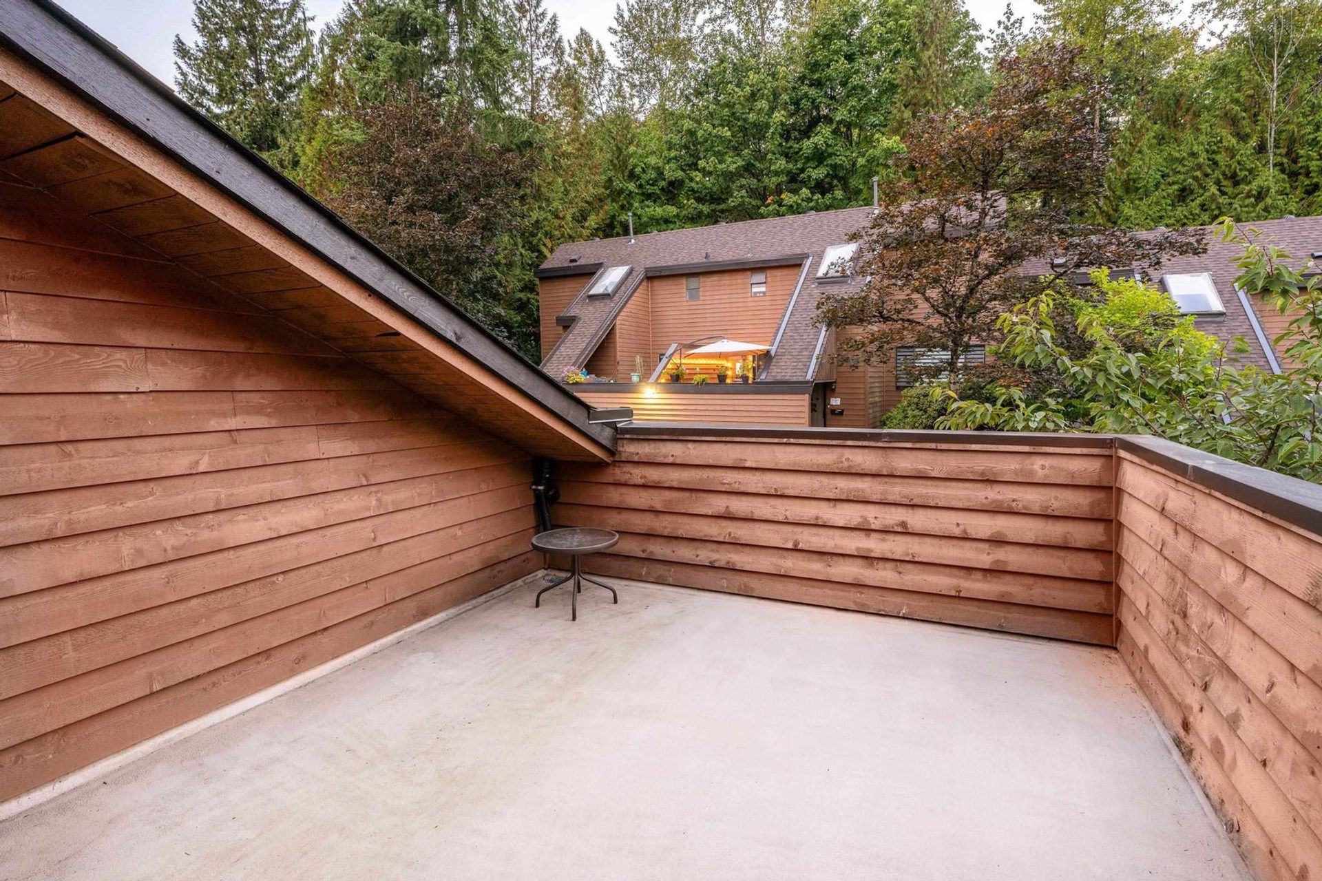 512-cardiff-way-college-park-pm-port-moody-36