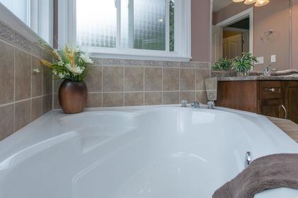 13645_23 at 10332  Street, Maple Ridge