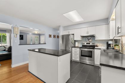 33690-beechwood-drive-central-abbotsford-abbotsford-09 at 33690 Beechwood Drive, Central Abbotsford, Abbotsford