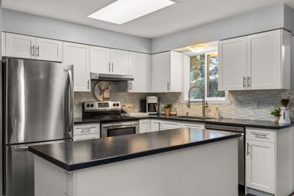 33690-beechwood-drive-central-abbotsford-abbotsford-10 at 33690 Beechwood Drive, Central Abbotsford, Abbotsford