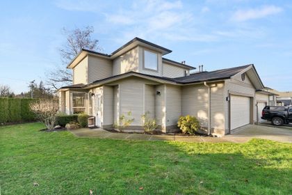 20881-87-avenue-walnut-grove-langley-01 at 4 - 20881 87 Avenue, Walnut Grove, Langley