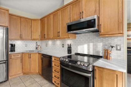 20881-87-avenue-walnut-grove-langley-12 at 4 - 20881 87 Avenue, Walnut Grove, Langley