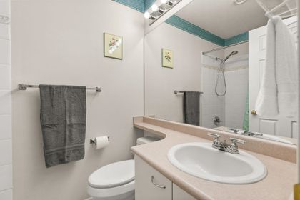 20881-87-avenue-walnut-grove-langley-25 at 4 - 20881 87 Avenue, Walnut Grove, Langley