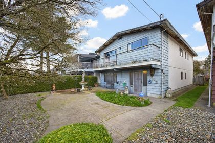 1952-prairie-avenue-glenwood-pq-port-coquitlam-03 at 1952 Prairie Avenue, Glenwood PQ, Port Coquitlam