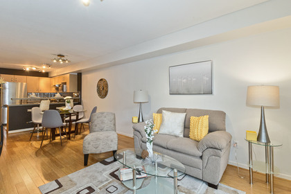 05 at 117 - 332 Lonsdale Avenue, Lower Lonsdale, North Vancouver