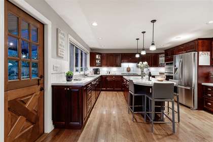 1887-orkney-place-northlands-north-vancouver-03 at 1887 Orkney Place, Northlands, North Vancouver 1887-orkney-place-northlands-north-vancouver-03 at 1887 Orkney Place, Northlands, North Vancouver