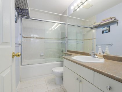 10 at 205 - 83 Star Crescent, Queensborough, New Westminster