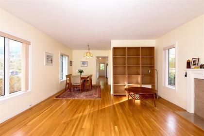 1075-leyland-street-sentinel-hill-west-vancouver-07 at 1075 Leyland Street, Sentinel Hill, West Vancouver 1075-leyland-street-sentinel-hill-west-vancouver-07 at 1075 Leyland Street, Sentinel Hill, West Vancouver