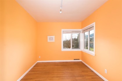 1075-leyland-street-sentinel-hill-west-vancouver-11 at 1075 Leyland Street, Sentinel Hill, West Vancouver 1075-leyland-street-sentinel-hill-west-vancouver-11 at 1075 Leyland Street, Sentinel Hill, West Vancouver