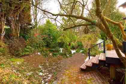 1075-leyland-street-sentinel-hill-west-vancouver-15 at 1075 Leyland Street, Sentinel Hill, West Vancouver 1075-leyland-street-sentinel-hill-west-vancouver-15 at 1075 Leyland Street, Sentinel Hill, West Vancouver