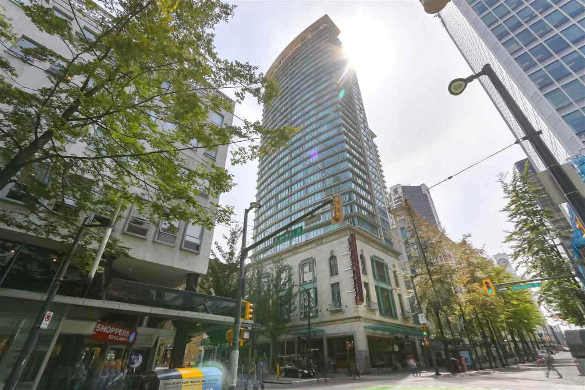 2701 - 610 Granville Street, Downtown VW, Vancouver West  by Vessie Chela, Real Estate Consultant 2701 - 610 Granville Street, Downtown VW, Vancouver West