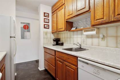 6689-willingdon-avenue-metrotown-burnaby-south-07 at 601 - 6689 Willingdon Avenue, Metrotown, Burnaby South 6689-willingdon-avenue-metrotown-burnaby-south-07 at 601 - 6689 Willingdon Avenue, Metrotown, Burnaby South