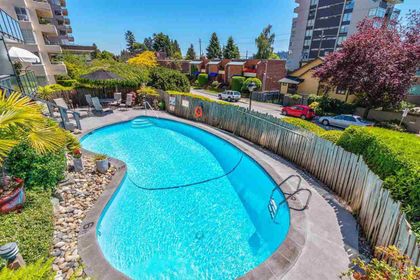 1845-bellevue-avenue-ambleside-west-vancouver-22 at 201 - 1845 Bellevue Avenue, Ambleside, West Vancouver 1845-bellevue-avenue-ambleside-west-vancouver-22 at 201 - 1845 Bellevue Avenue, Ambleside, West Vancouver