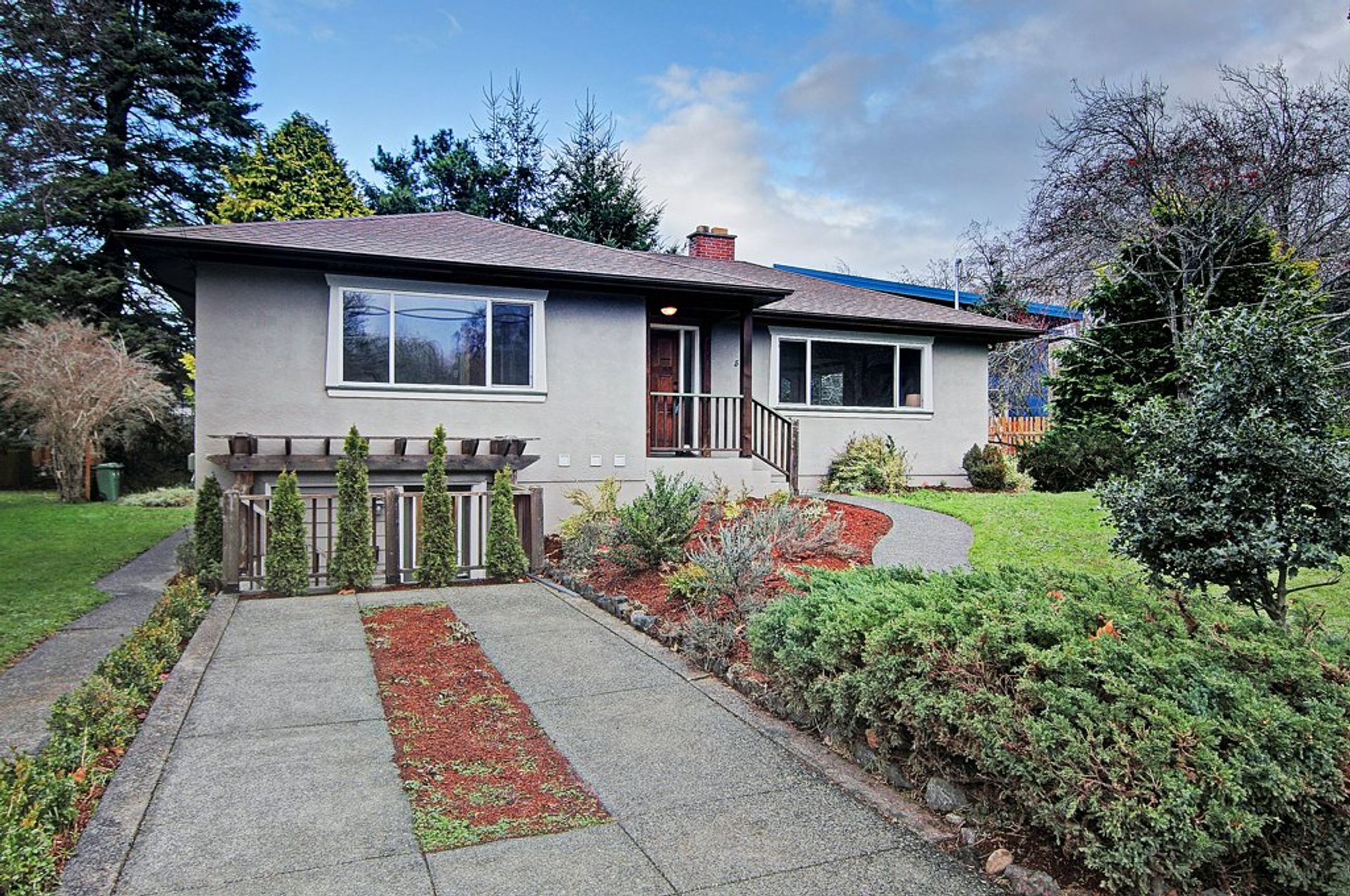 501 - Richmond Avenue Victoria,bc  by Vessie Chela, Real Estate Consultant 501 - Richmond Avenue Victoria,bc