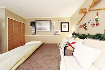 230-w-13th-street-central-lonsdale-north-vancouver-09 at 8 - 230 W 13th Street, Central Lonsdale, North Vancouver 230-w-13th-street-central-lonsdale-north-vancouver-09 at 8 - 230 W 13th Street, Central Lonsdale, North Vancouver