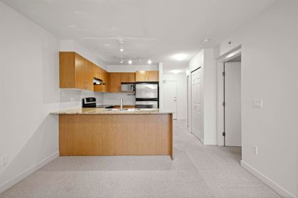 1633-mackay-avenue-pemberton-nv-north-vancouver-14 at 425 - 1633 Mackay Avenue, Pemberton NV, North Vancouver 1633-mackay-avenue-pemberton-nv-north-vancouver-14 at 425 - 1633 Mackay Avenue, Pemberton NV, North Vancouver