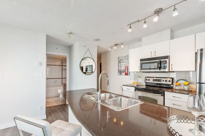 610-granville-street-downtown-vw-vancouver-west-03 at 2601 - 610 Granville Street, Downtown VW, Vancouver West 610-granville-street-downtown-vw-vancouver-west-03 at 2601 - 610 Granville Street, Downtown VW, Vancouver West