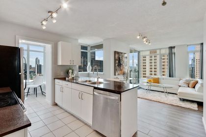 610-granville-street-downtown-vw-vancouver-west-10 at 2601 - 610 Granville Street, Downtown VW, Vancouver West 610-granville-street-downtown-vw-vancouver-west-10 at 2601 - 610 Granville Street, Downtown VW, Vancouver West