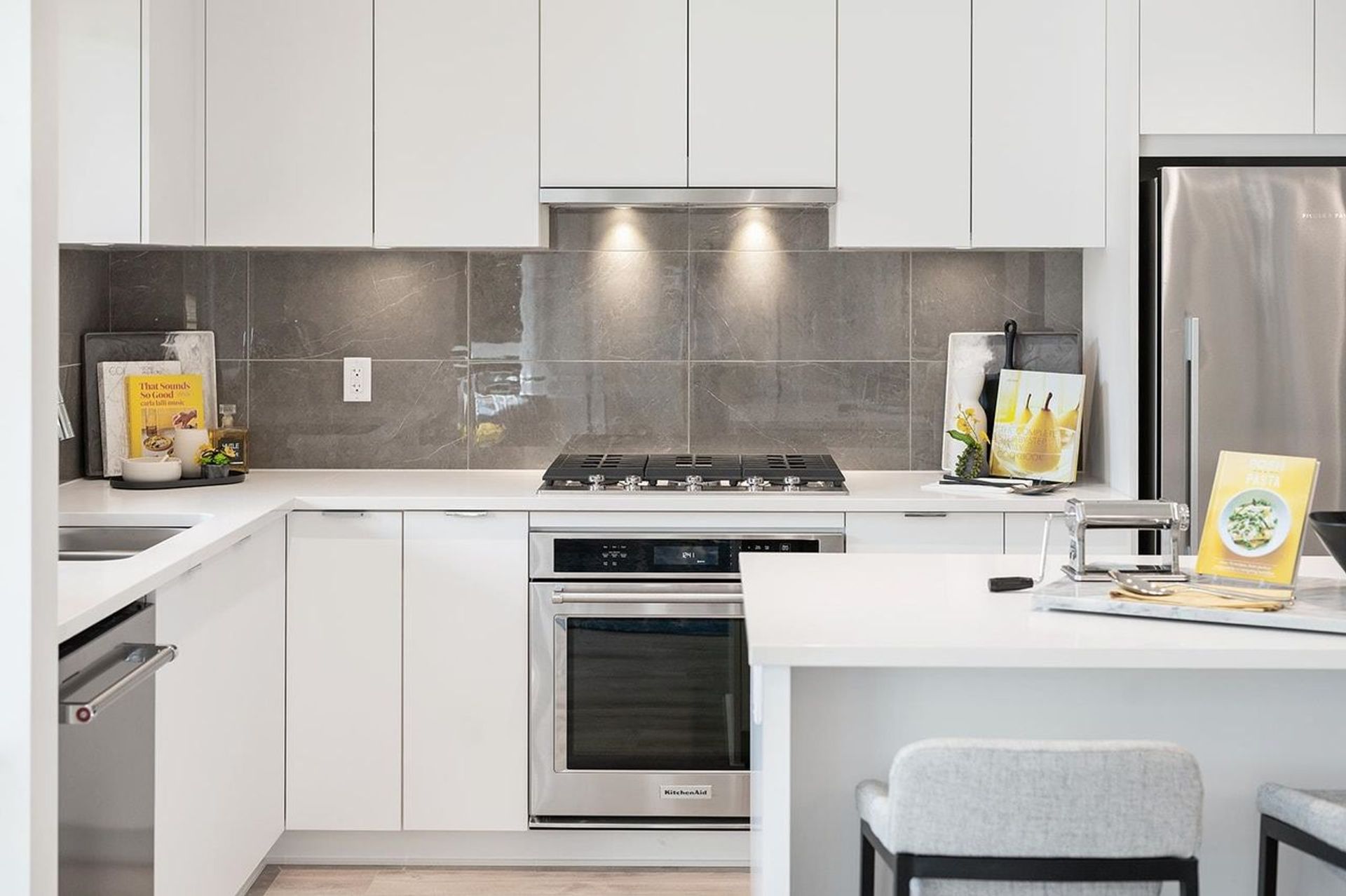 312 - 629 Cottonwood Avenue, Coquitlam West, Coquitlam  by Vessie Chela, Real Estate Consultant 312 - 629 Cottonwood Avenue, Coquitlam West, Coquitlam