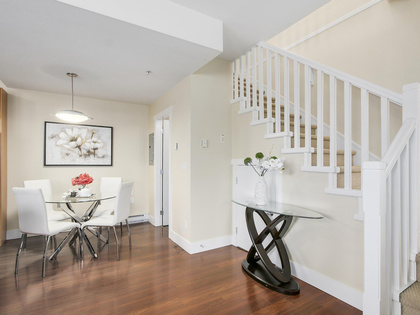 9 at 219 - 5155 Watling Street, Metrotown, Burnaby South