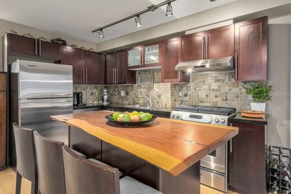 8_preview at 210 - 122 E 3rd Street, Lower Lonsdale, North Vancouver 8_preview at 210 - 122 E 3rd Street, Lower Lonsdale, North Vancouver