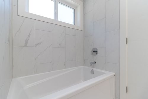 Ensuite 2, Shawnigan Heights at 1051 Skylar Way, Shawnigan, Malahat & Area