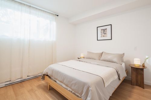 Bedroom at 907 W Redfern Street, Victoria