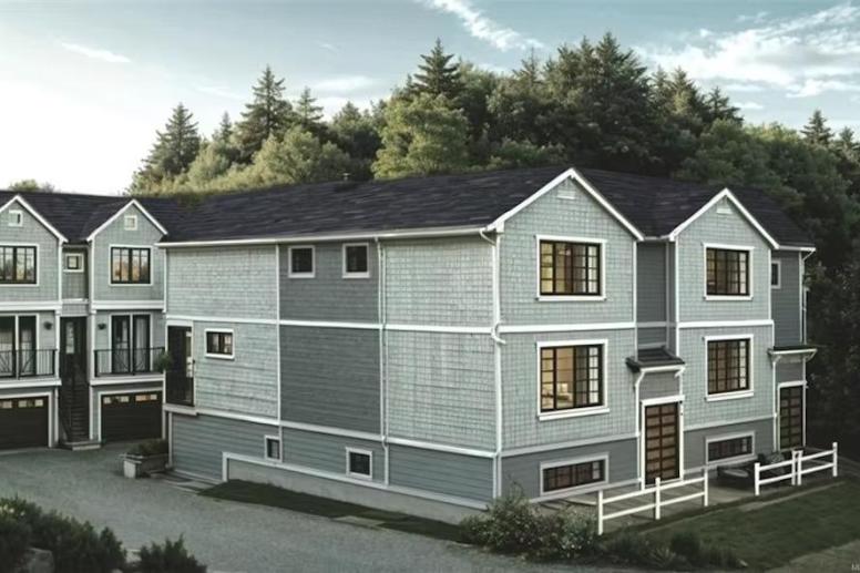 906 Old Esquimalt Road, Esquimalt