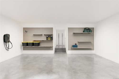 Garage at 4128 Glanford Avenue, Saanich West