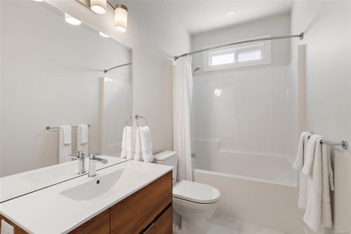 getmedia-11 at 483 South Joffre Street, Esquimalt