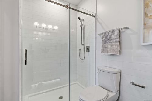 483e80d4 at 2312 Orchard Avenue, Sidney South-East, Sidney