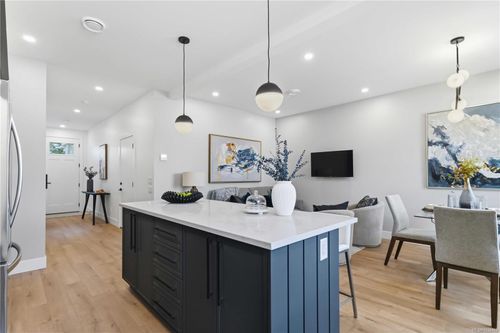 6abf4a82 at 2312 Orchard Avenue, Sidney South-East, Sidney