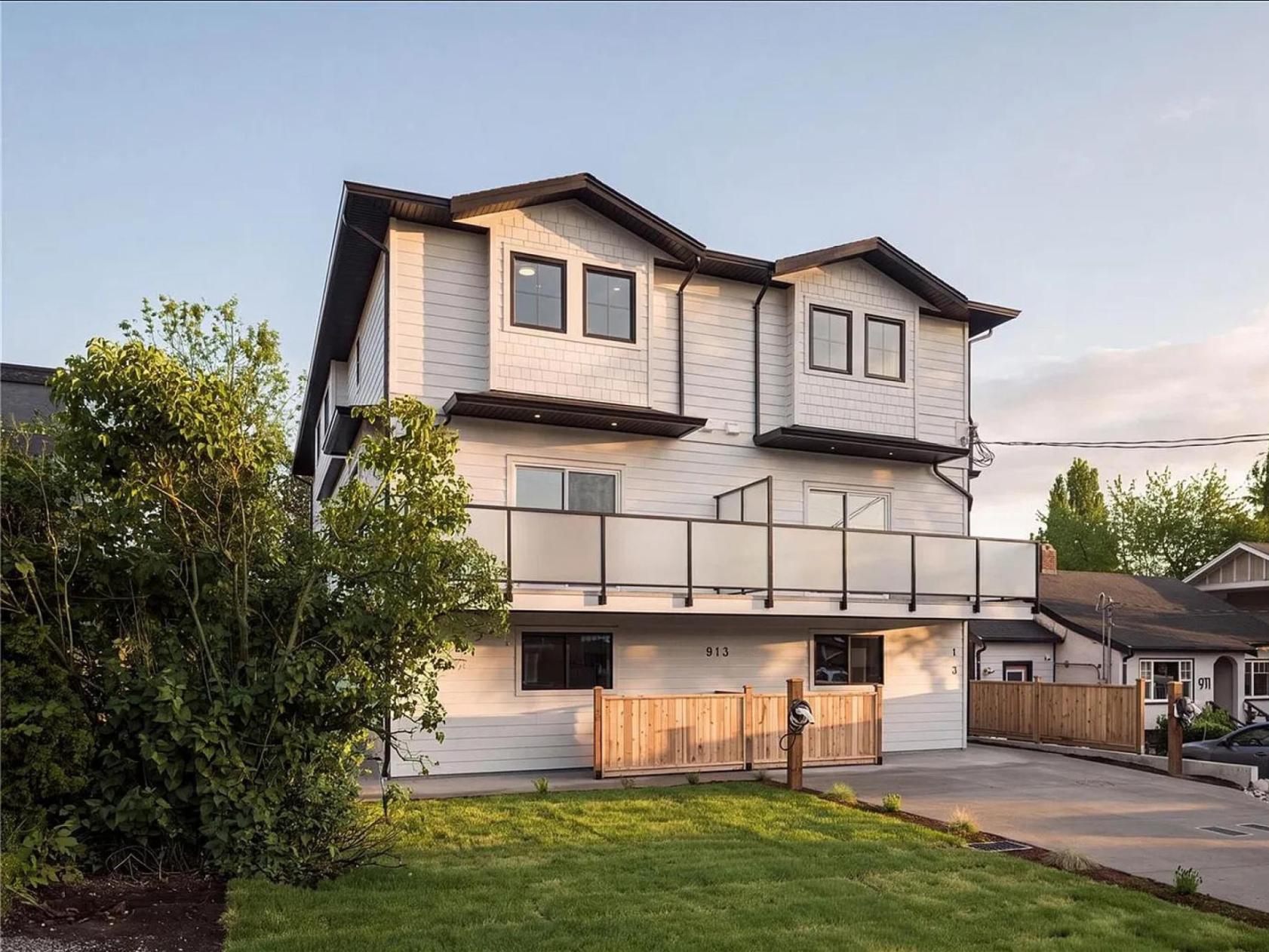 913 Dale Street, Saanich East 2