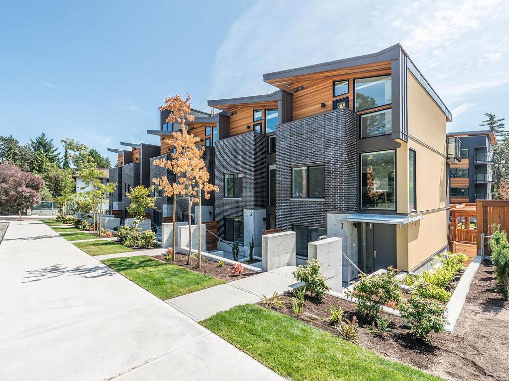 991 Mckenzie Avenue, Lake Hill, Saanich East 2 991 Mckenzie Avenue, Lake Hill, Saanich East 2