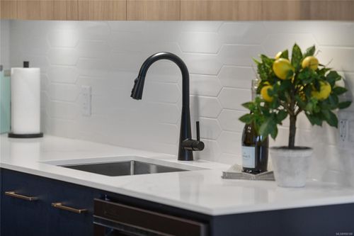 920-reunion-jacklin-langford-06 at 236 - 920 Reunion Avenue, Jacklin, Langford