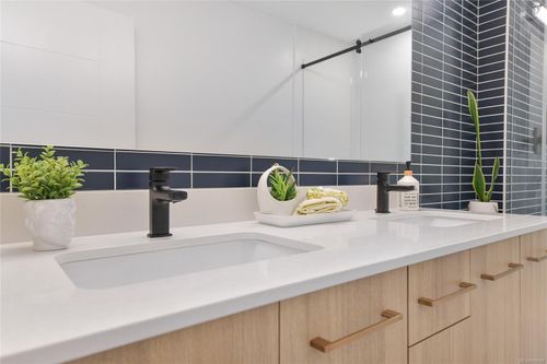 920-reunion-jacklin-langford-23 at 236 - 920 Reunion Avenue, Jacklin, Langford