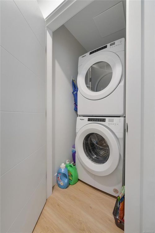 920-reunion-jacklin-langford-29 at 236 - 920 Reunion Avenue, Jacklin, Langford