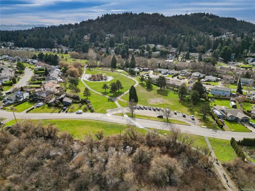 920-reunion-jacklin-langford-58 at 236 - 920 Reunion Avenue, Jacklin, Langford