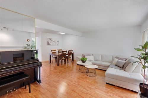 3987-gordon-head-arbutus-saanich-east-03 at 48 - 3987 Gordon Head Road, Arbutus, Saanich East