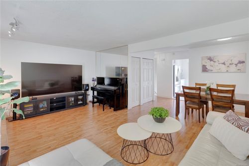 3987-gordon-head-arbutus-saanich-east-04 at 48 - 3987 Gordon Head Road, Arbutus, Saanich East