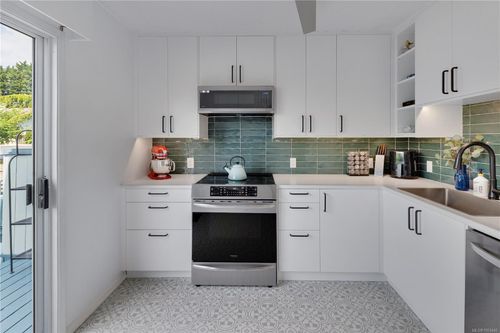 3987-gordon-head-arbutus-saanich-east-08 at 48 - 3987 Gordon Head Road, Arbutus, Saanich East