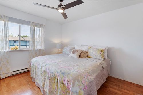 3987-gordon-head-arbutus-saanich-east-14 at 48 - 3987 Gordon Head Road, Arbutus, Saanich East