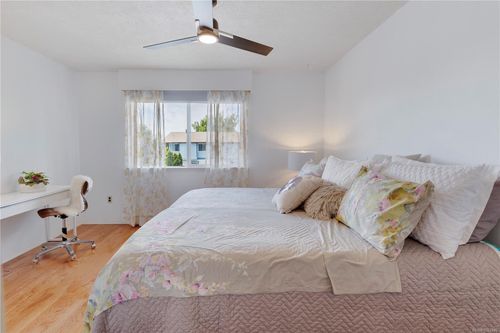 3987-gordon-head-arbutus-saanich-east-15 at 48 - 3987 Gordon Head Road, Arbutus, Saanich East