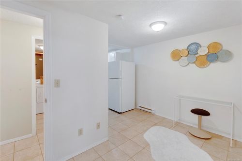 3987-gordon-head-arbutus-saanich-east-23 at 48 - 3987 Gordon Head Road, Arbutus, Saanich East